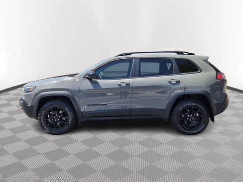 Used 2023 Jeep Cherokee Trailhawk w/ Trailer Tow Group AWD/4WD image 3