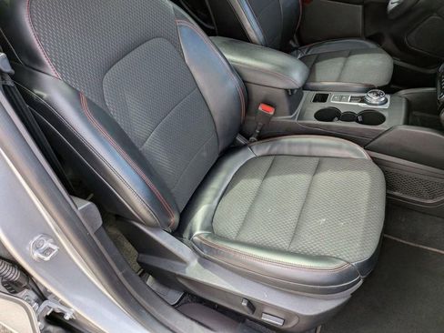 Used 2023 Ford Escape ST-Line Select w/ Tech Pack #2 AWD/4WD image 29