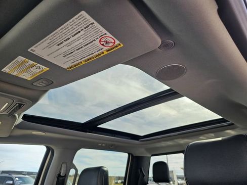 Certified 2024 Ford F250 Lariat w/ Lariat Ultimate Package image 20