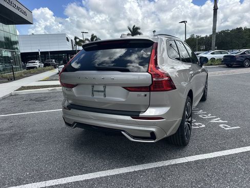 Used 2023 Volvo XC60 B5 Plus AWD/4WD image 7
