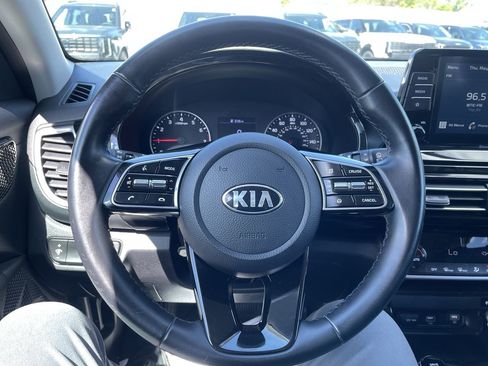 Certified 2021 Kia Seltos EX AWD/4WD image 18