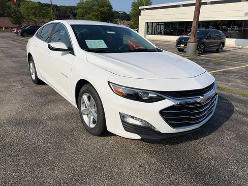 Used 2024 Chevrolet Malibu LT FWD image 8