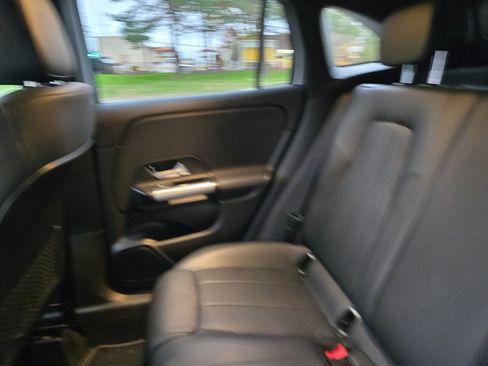 Used 2023 Mercedes-Benz GLA 250 4MATIC image 28