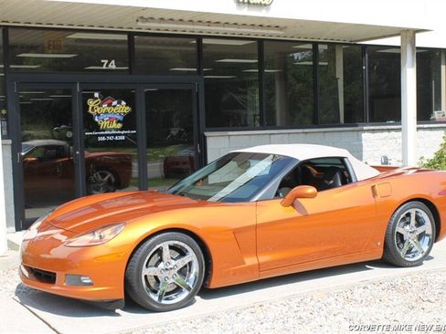 Used 2007 Chevrolet Corvette Convertible w/ Preferred Equipment Group RWD image 2