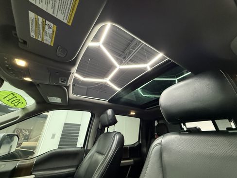 Used 2017 Ford F150 Lariat w/ Equipment Group 502A Luxury image 12