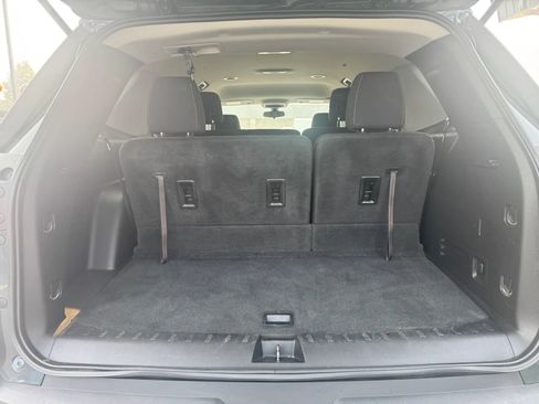 Used 2018 Chevrolet Traverse LT FWD image 7