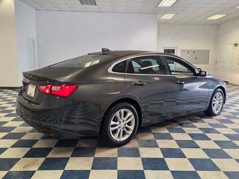Used 2016 Chevrolet Malibu LT FWD image 14
