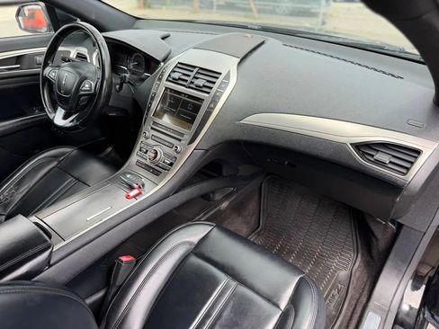 Used 2017 Lincoln MKZ Premiere FWD image 34