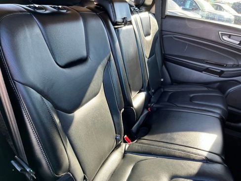 Used 2018 Ford Edge Titanium w/ Equipment Group 301A image 22