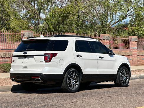 Used 2017 Ford Explorer Sport w/ Equipment Group 401A image 10