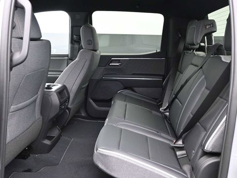 New 2026 GMC Sierra EV Elevation image 24