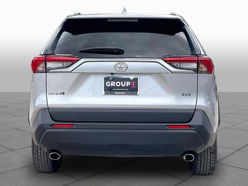 Used 2024 Toyota RAV4 XLE FWD image 5
