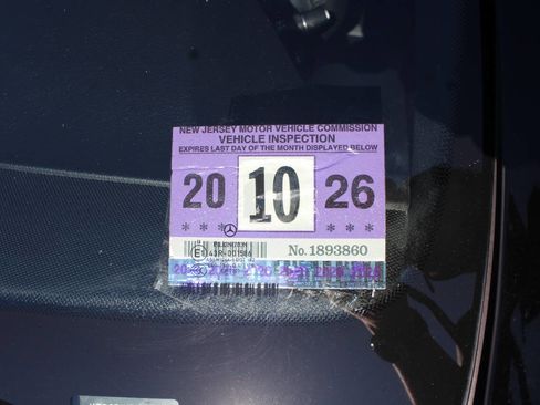 Used 2013 Mercedes-Benz C 250 Sedan image 17