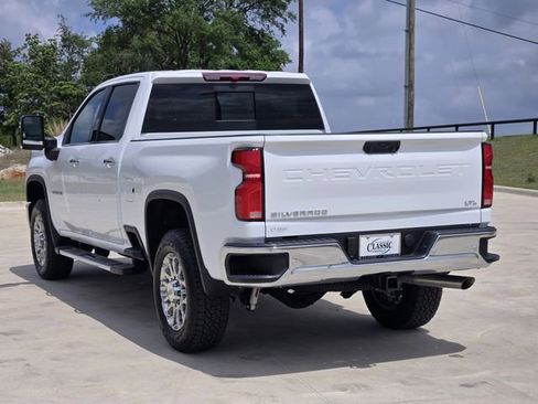 New 2026 Chevrolet Silverado 3500 LTZ w/ LTZ Convenience Package AWD/4WD image 4