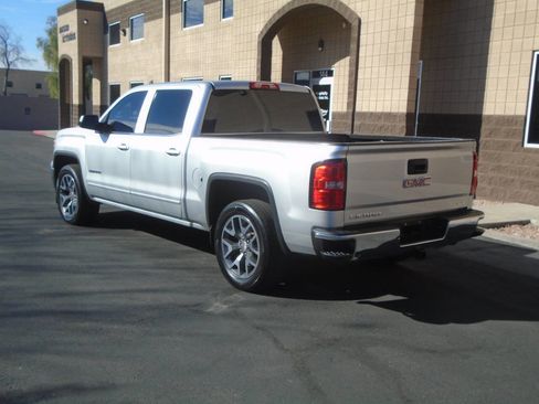Used 2015 GMC Sierra 1500 SLE w/ SLE Value Package image 10
