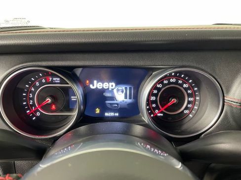 Used 2020 Jeep Gladiator Rubicon AWD/4WD image 5