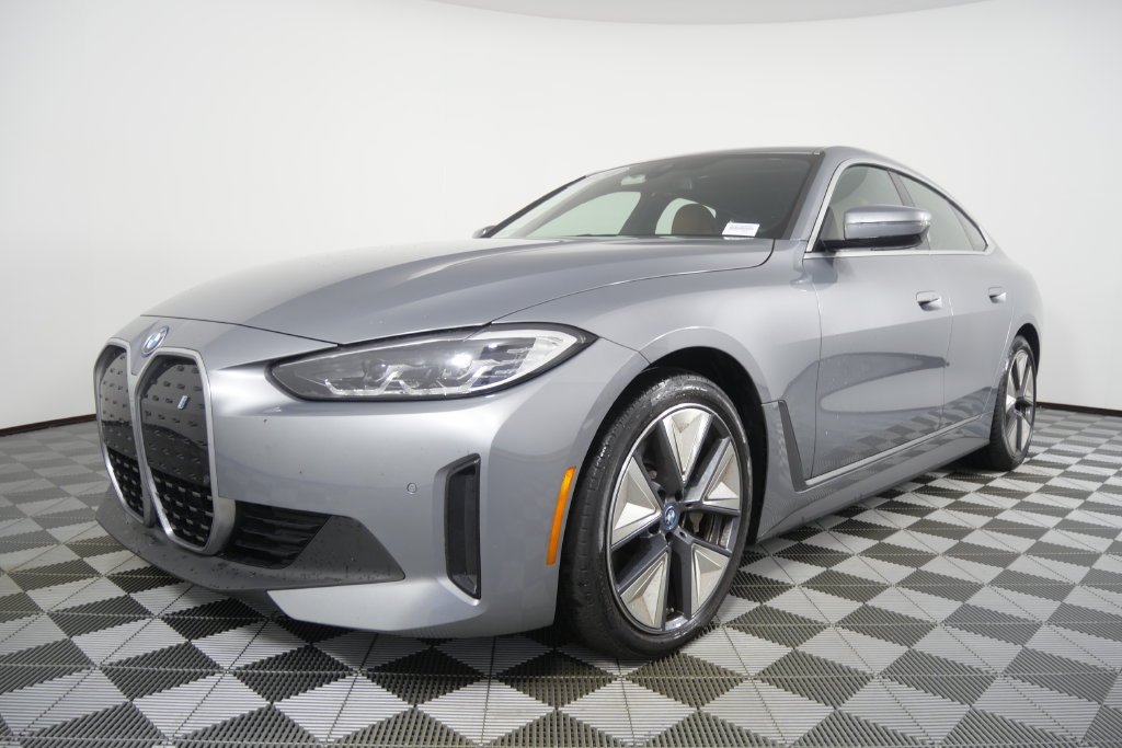 Certified 2024 BMW i4 eDrive40 w/ Convenience Package RWD image 7
