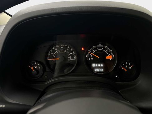 Used 2016 Jeep Patriot High Altitude FWD image 10