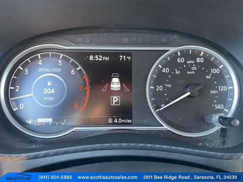 Used 2021 Nissan Versa SV image 27