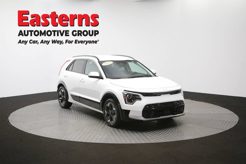 Used 2023 Kia Niro Wind w/ Wind Preserve Package FWD image 50