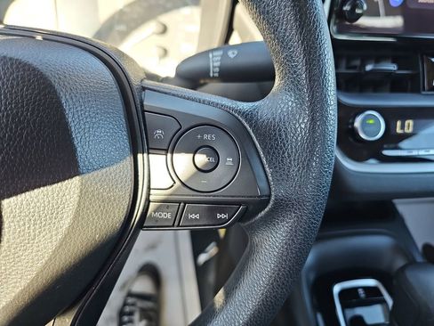 Used 2024 Toyota Corolla LE image 22