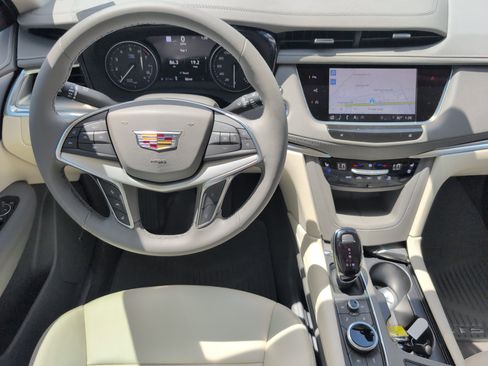New 2026 Cadillac XT5 Premium Luxury w/ Driver Assist Package FWD image 25