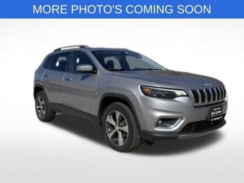 Used 2019 Jeep Cherokee Limited image 1