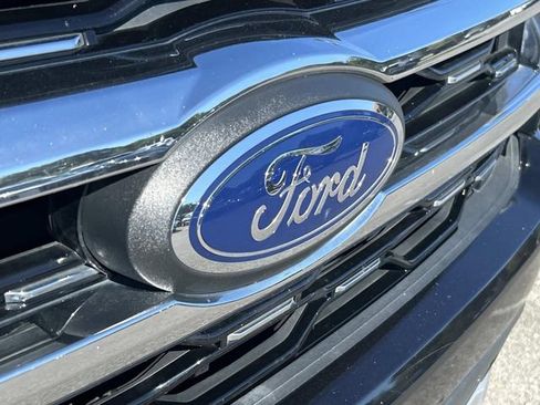 Used 2022 Ford Expedition Max Limited RWD image 5