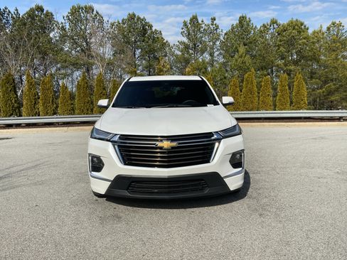 Used 2024 Chevrolet Traverse High Country w/ LPO, Floor Liner Package image 13