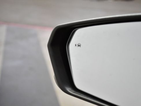 Used 2023 Chevrolet Equinox LS w/ LS Convenience Package image 14