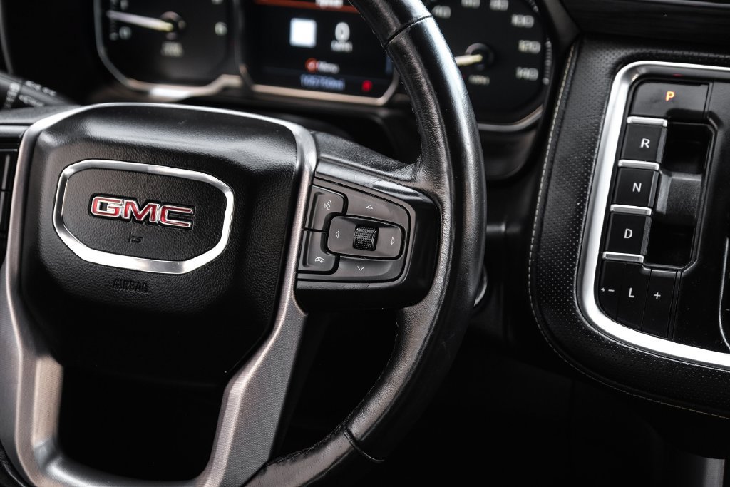 Used 2021 GMC Yukon SLT w/ SLT Premium Package RWD image 15