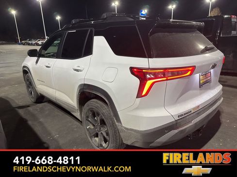 Used 2025 Chevrolet Equinox LT w/ Midnight Edition image 2