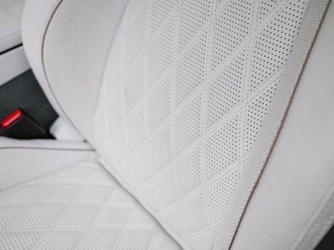 Used 2024 Mercedes-Benz Maybach GLS 600 GLS Maybach GLS 600 image 33