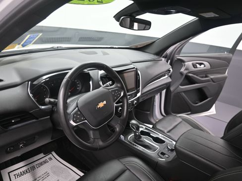 Used 2022 Chevrolet Traverse LT w/ LPO, Floor Liner Package AWD/4WD image 23