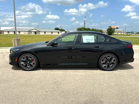 New 2027 BMW i5 eDrive40 w/ M Sport Package RWD image 5