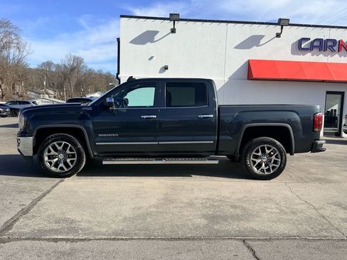Used 2018 GMC Sierra 1500 SLT w/ SLT Premium Package image 3