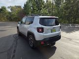 Used 2015 Jeep Renegade Latitude image 5