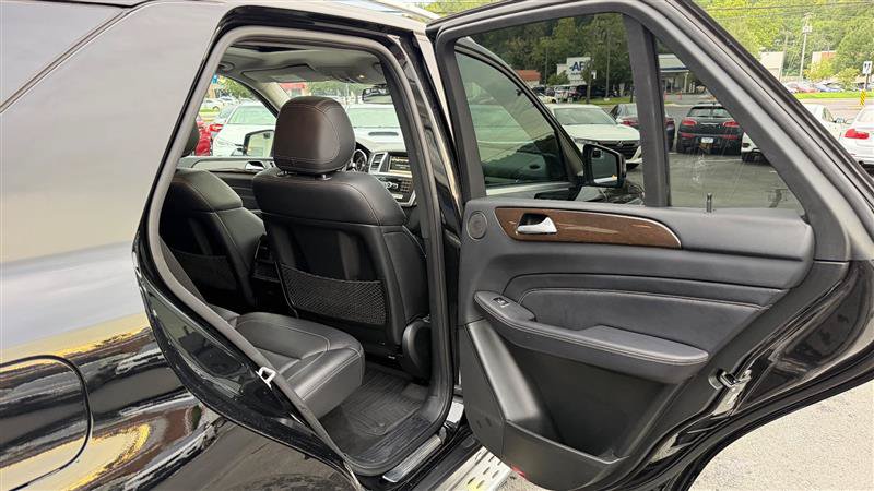 Used 2014 Mercedes-Benz ML 350 4MATIC image 39