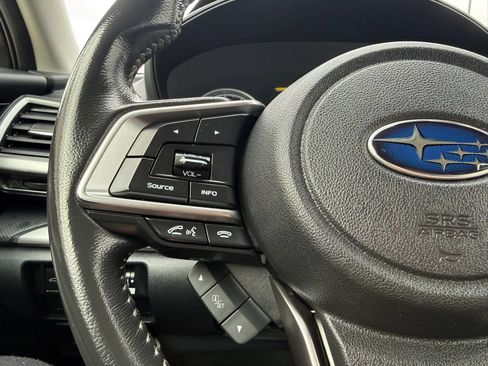 Used 2022 Subaru Forester Premium AWD/4WD image 28