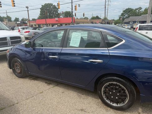 Used 2016 Nissan Sentra S FWD image 17