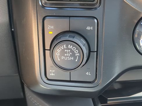 New 2026 Ford F250 Platinum w/ Tremor Off-Road Package image 59