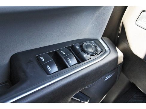 Used 2024 GMC Sierra 1500 SLT w/ SLT Convenience Package AWD/4WD image 20