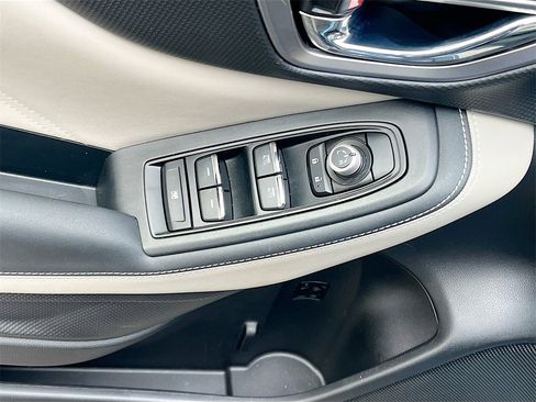 Used 2024 Subaru Forester Limited image 18