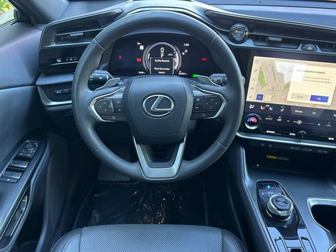 Used 2024 Lexus RZ 300e Premium image 18
