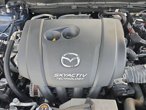 Used 2018 MAZDA MAZDA3 Touring FWD image 21