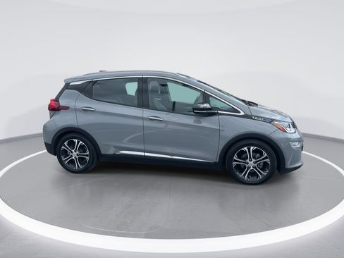 Used 2019 Chevrolet Bolt Premier w/ Infotainment Package image 10