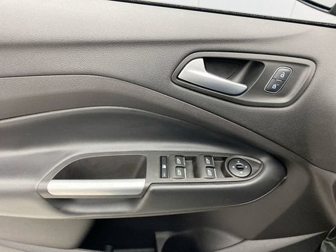 Used 2019 Ford Escape SE AWD/4WD image 12
