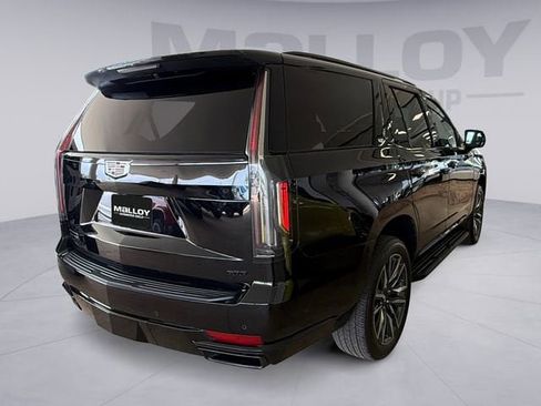 Used 2022 Cadillac Escalade Sport AWD/4WD image 5