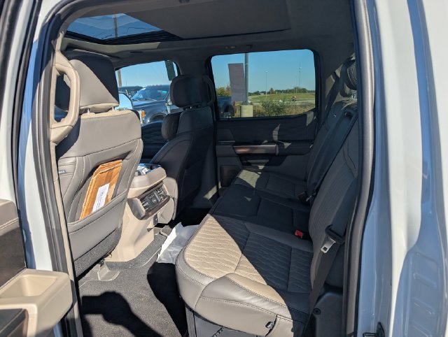 New 2026 Ford F450 Platinum w/ Platinum Plus Package AWD/4WD image 11
