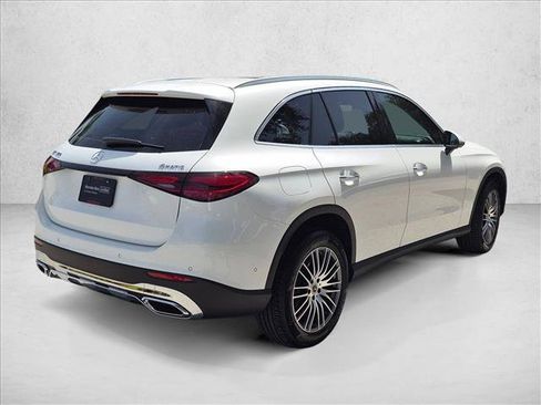 Certified 2026 Mercedes-Benz GLC 300 4MATIC image 5